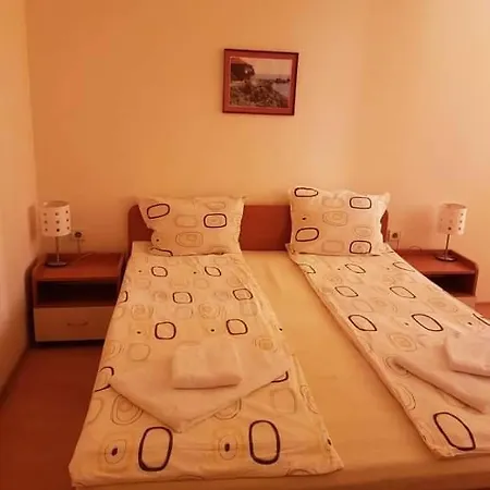 Хотел Флирт Hotel 2*